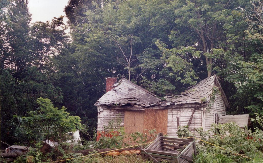 Boxley-Cabin-Before