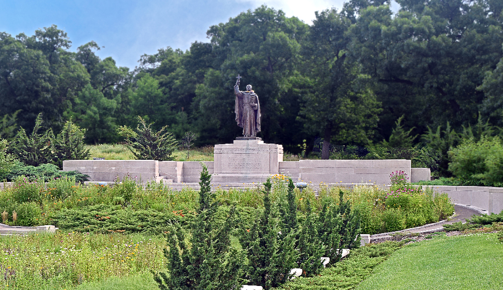 Marquette Park Father Marquette statue