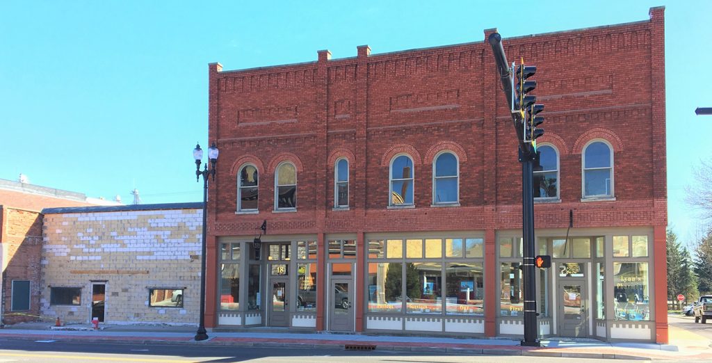 Lynn's Pharmacy, Brazil, Indiana