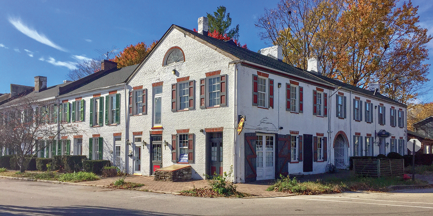 Courtyard Inn, Rising Sun (hero)