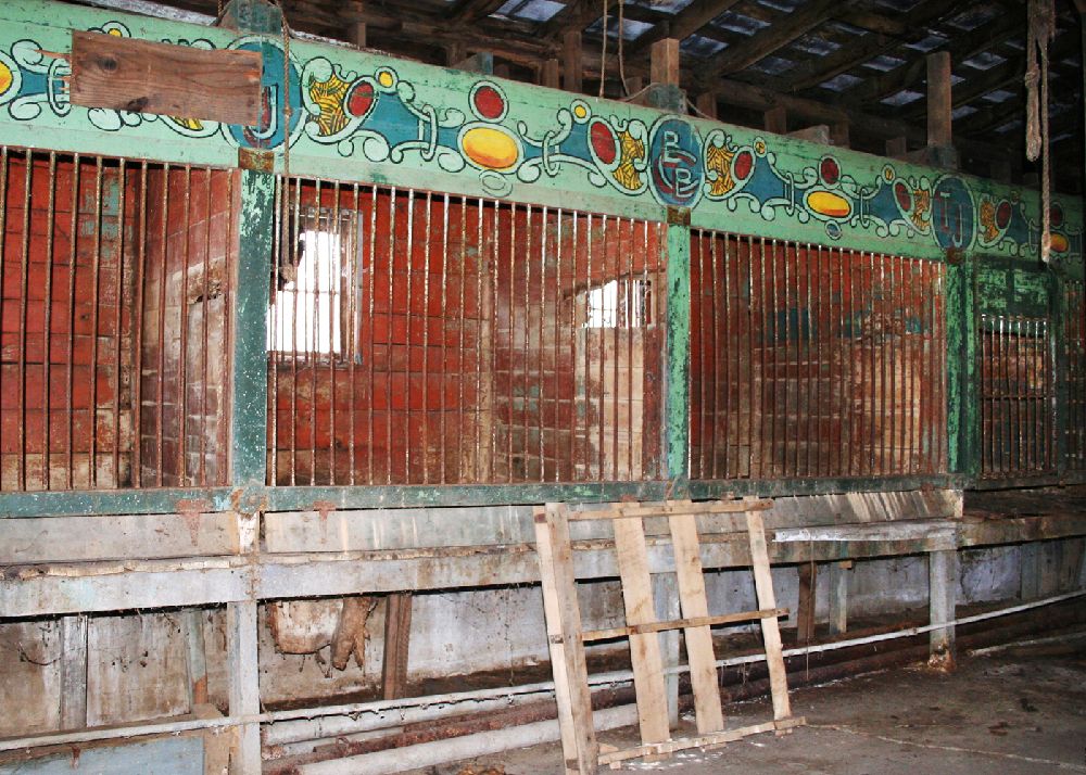 Terrell Jacobs circus barns