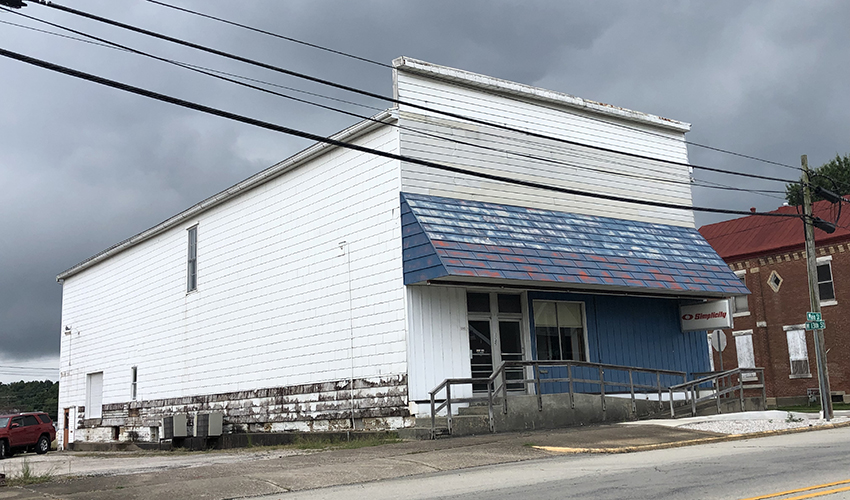 Ferdinand Mercantile before rehab