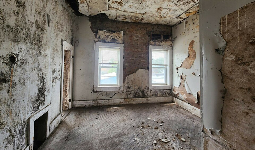 Dillsboro-interior5