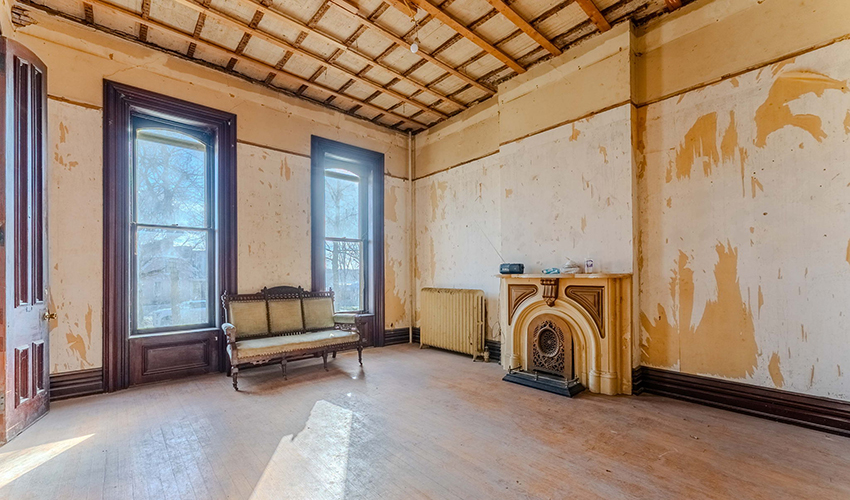 218 E Main Interior (1)