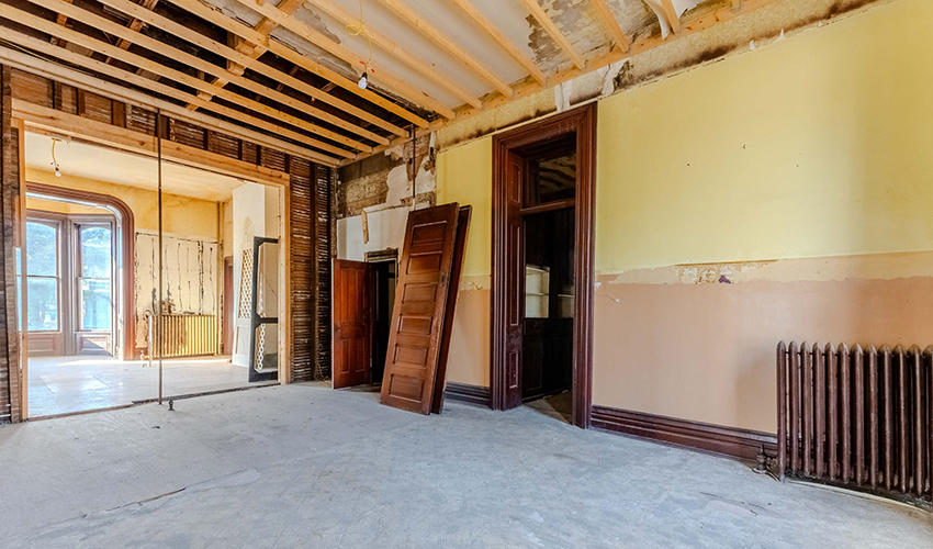 218 E Main Interior (3)