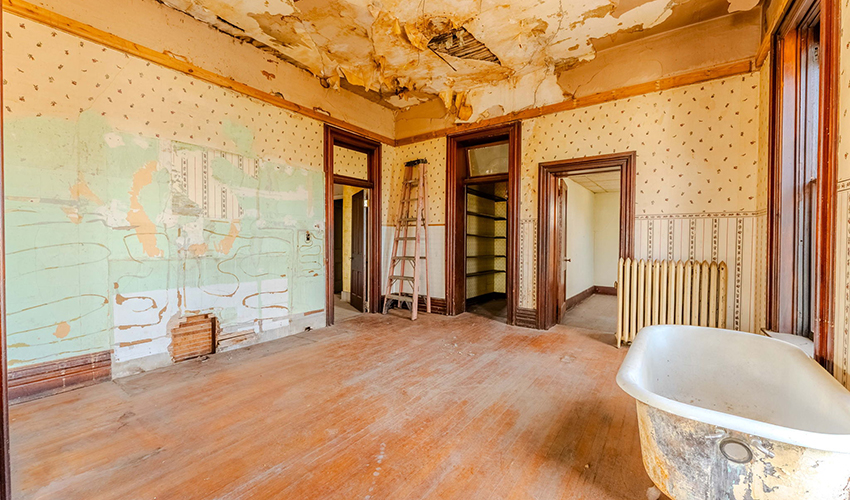 218 E Main Interior (9)