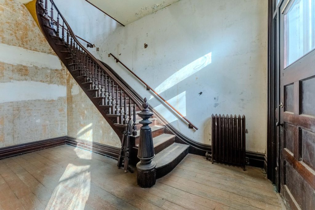 Main Stair 218 E