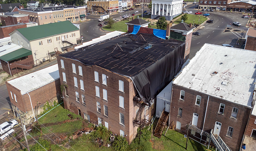 Mineral Springs Hotel Slider 1